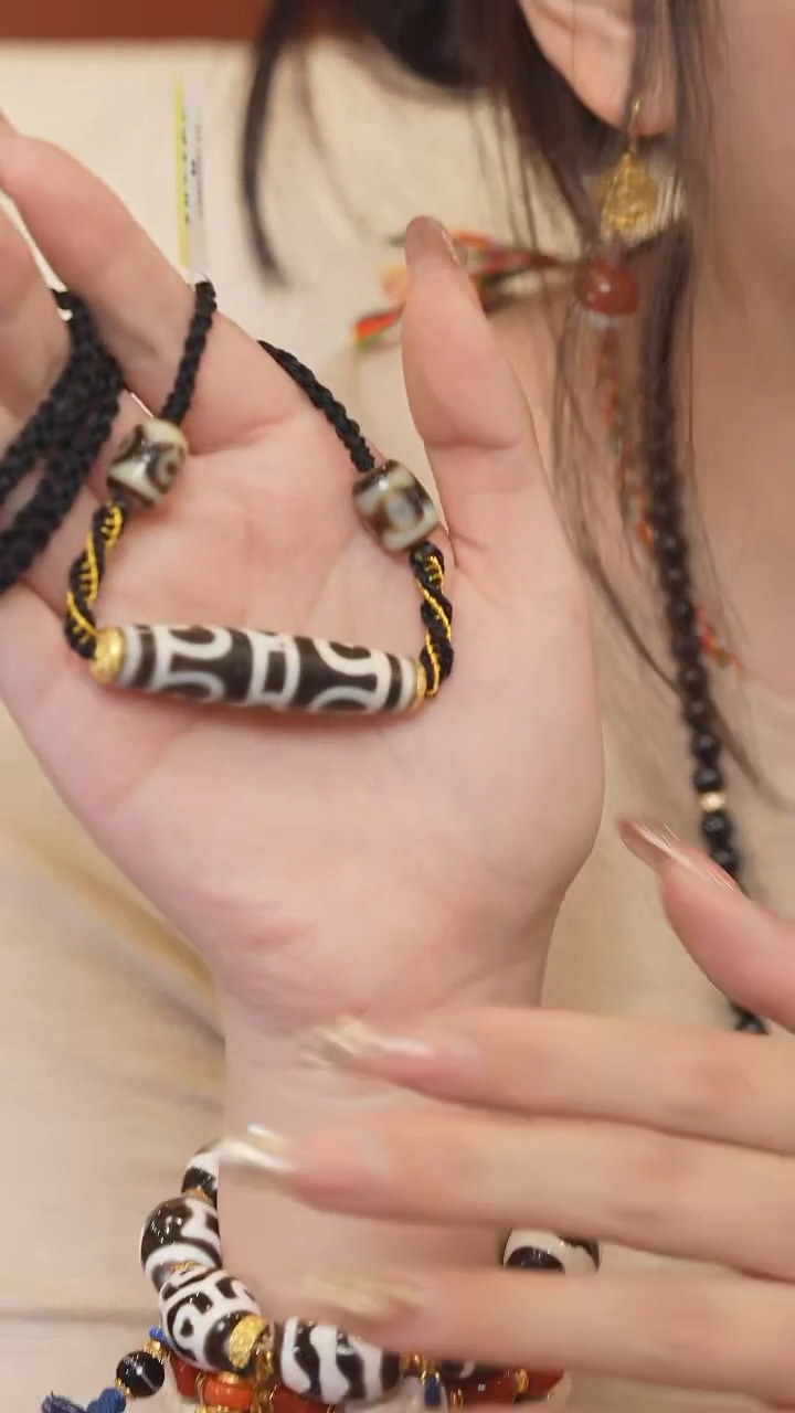 【闪购商品】玛瑙/玉髓颈饰18K金镶嵌上肯f帽锁骨链多样性发一