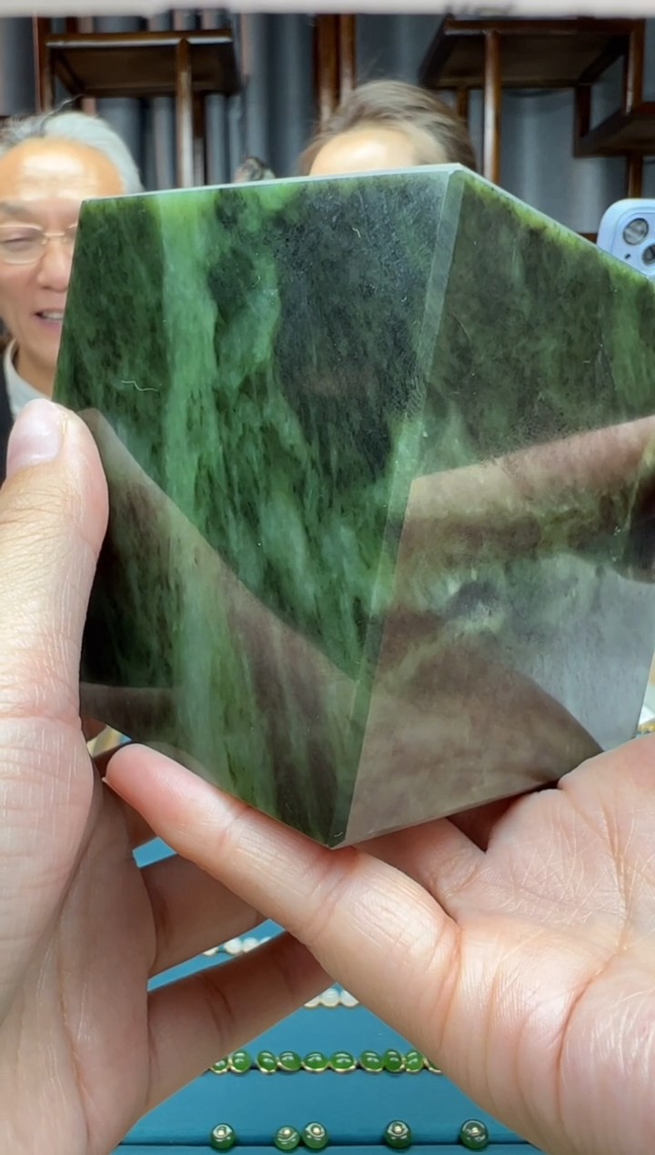 【闪购商品】和田玉颈饰未镶嵌摆件