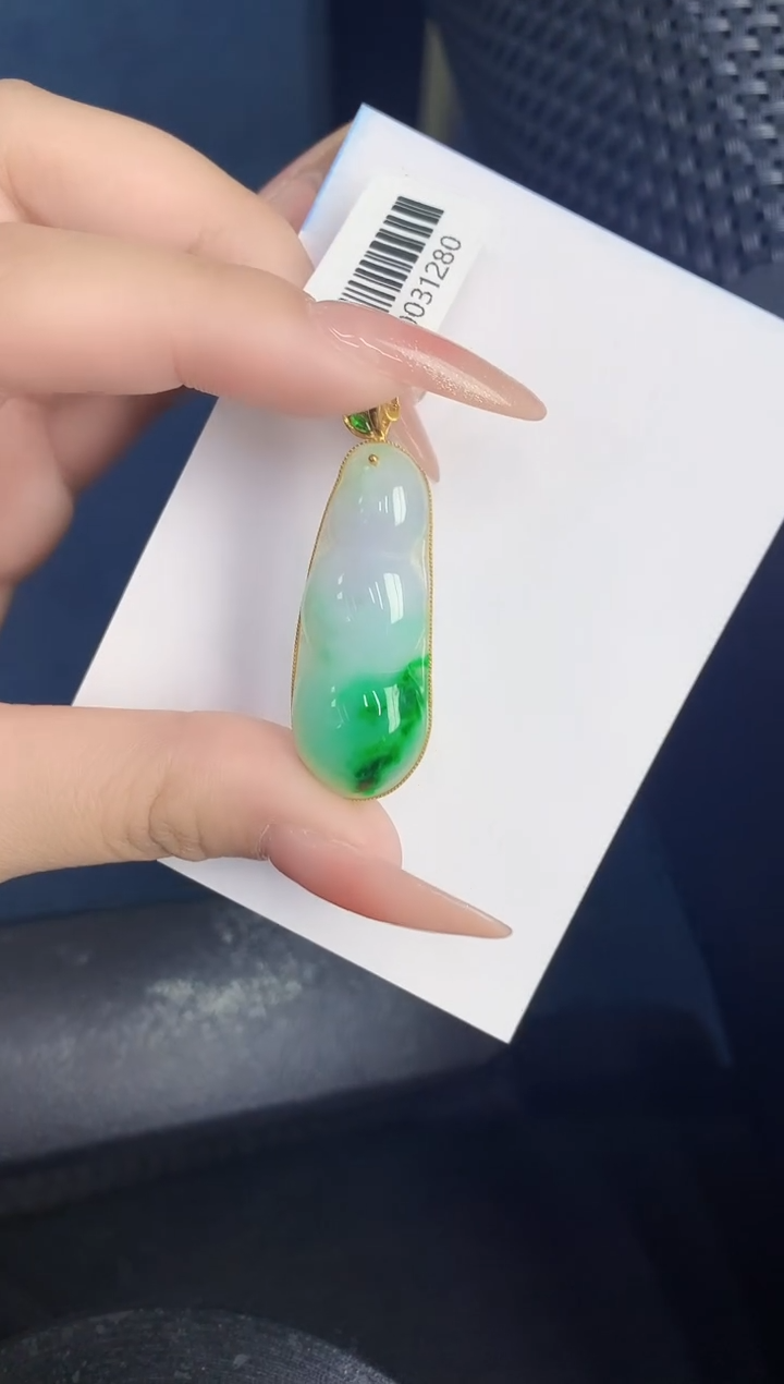 【闪购商品】翡翠颈饰18K金镶嵌000000000