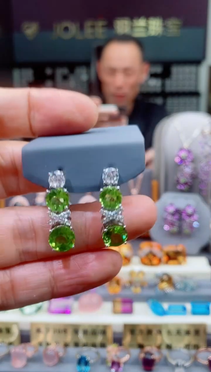 耳钉银S925镶嵌橄榄石橄榄石耳钉