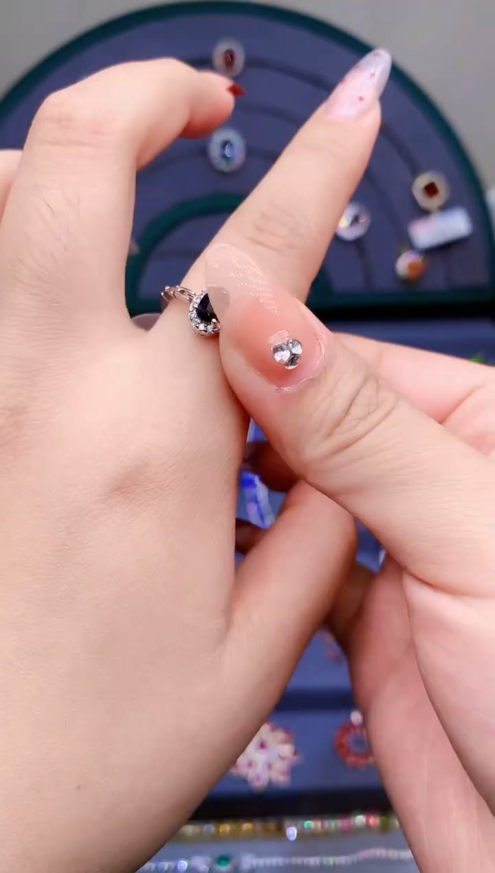 【闪购商品】蓝宝石戒指银S925镶嵌52