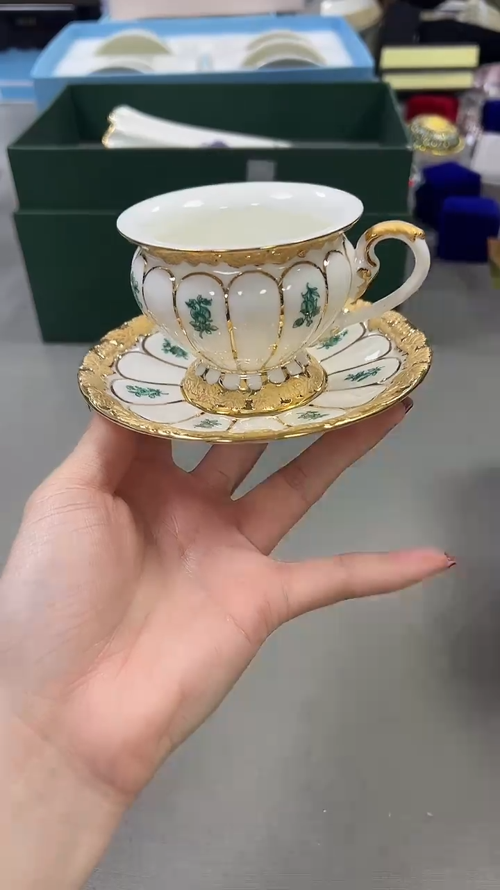 瓷片新号开播 全场放漏