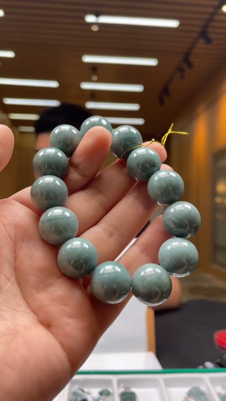【闪购商品】翡翠手串未镶嵌********74