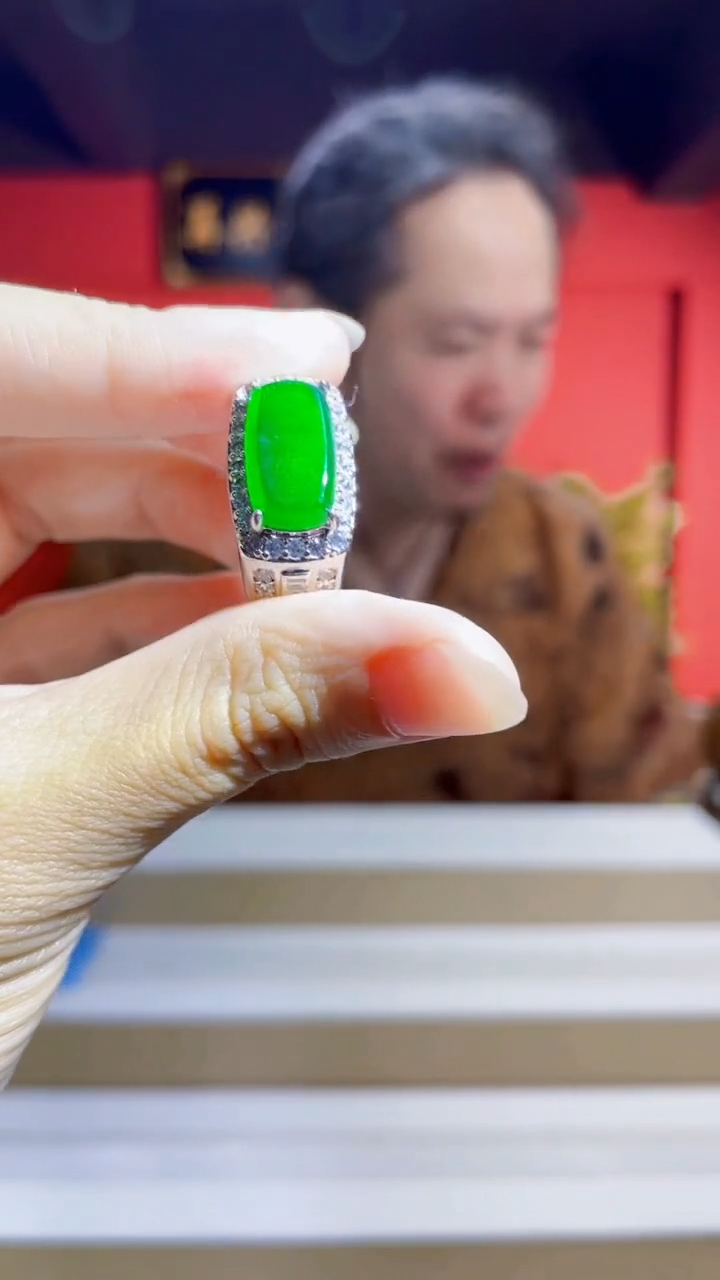 定制翡翠未镶嵌毛货翡翠LL020