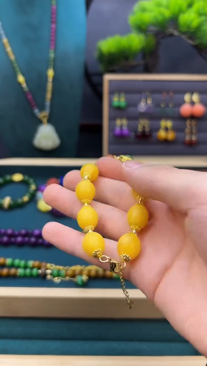 【闪购商品】蜜蜡耳饰14K金镶嵌S143        