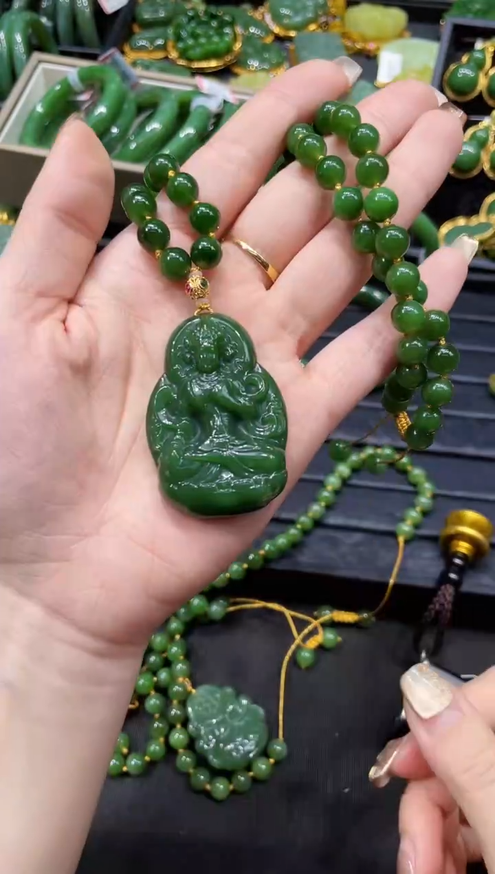 【闪购商品】和田玉套链18K金镶嵌多样性发一