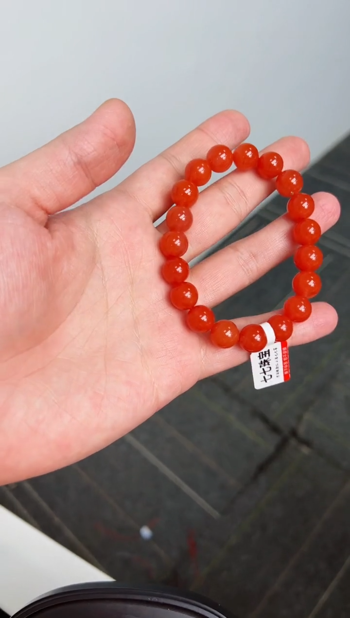 【闪购商品】南红玛瑙手串未镶嵌滴水洞亮光高高品10+一条