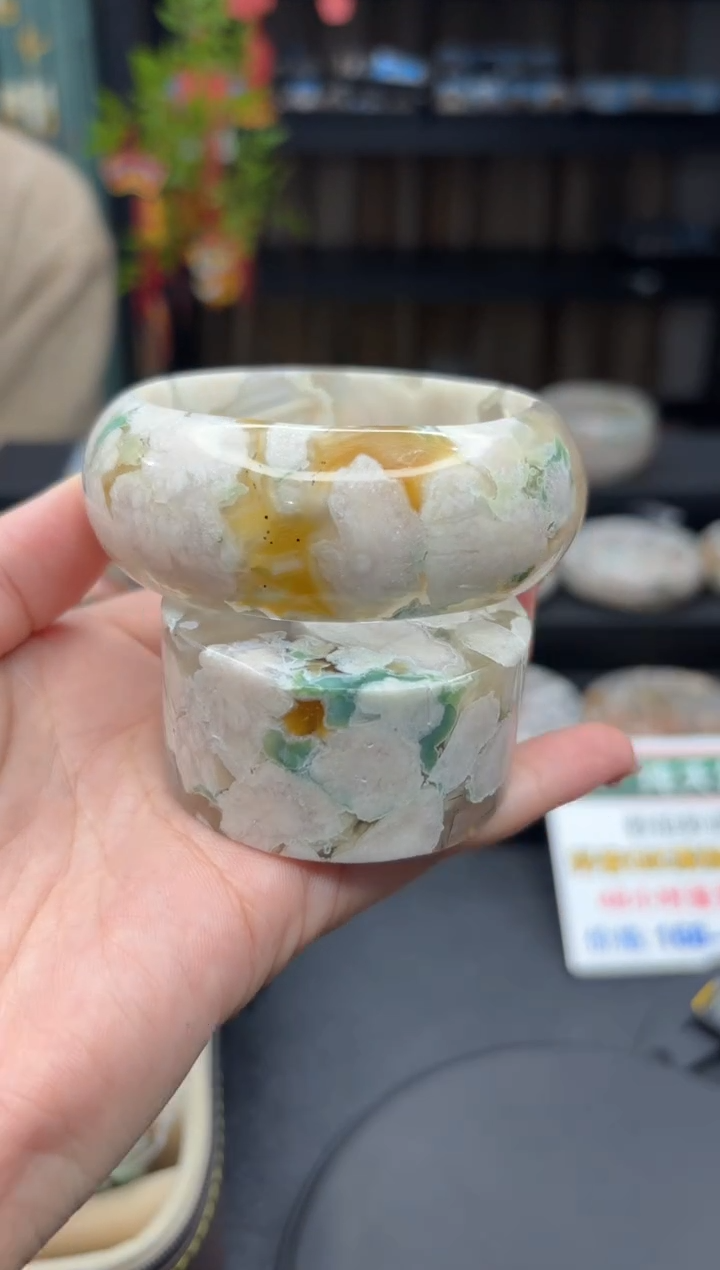 【闪购商品】石英质玉手镯未镶嵌2253（58圈赠送镯心）