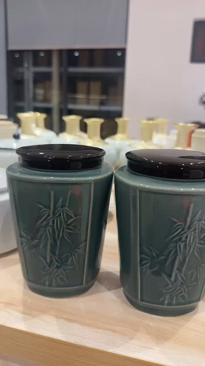 德化精品陶瓷罐2个