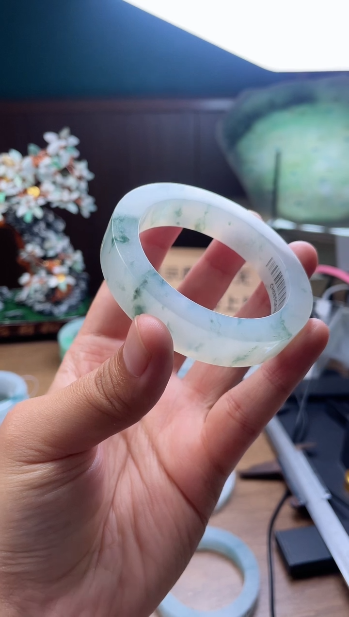 【闪购商品】定制翡翠手镯未镶嵌定制