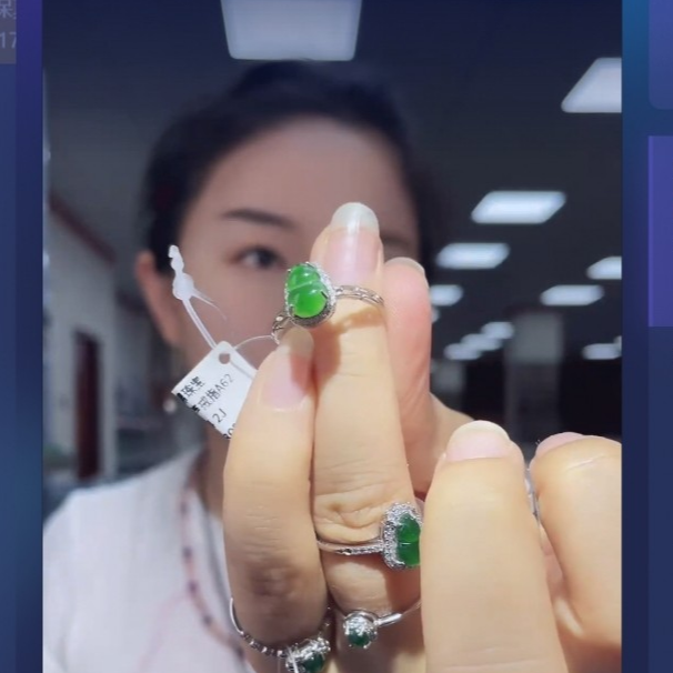 李书锦翡翠绿葫芦戒指 BY A6211042 单个 多样性发货