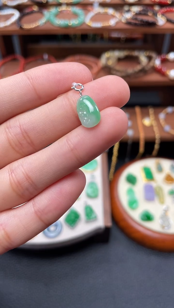 【闪购商品】翡翠吊坠(不含链)18K金镶嵌 一个  JK602