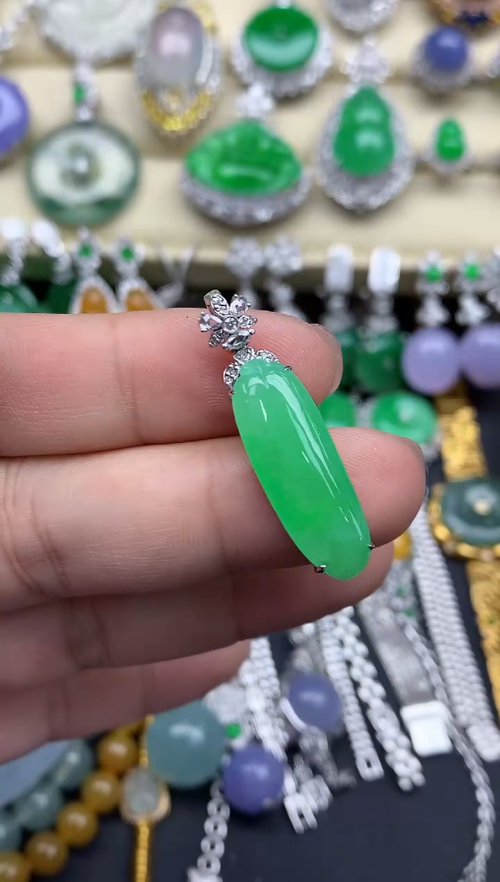 【闪购商品】翡翠颈饰18K金镶嵌356-中国好珍宝