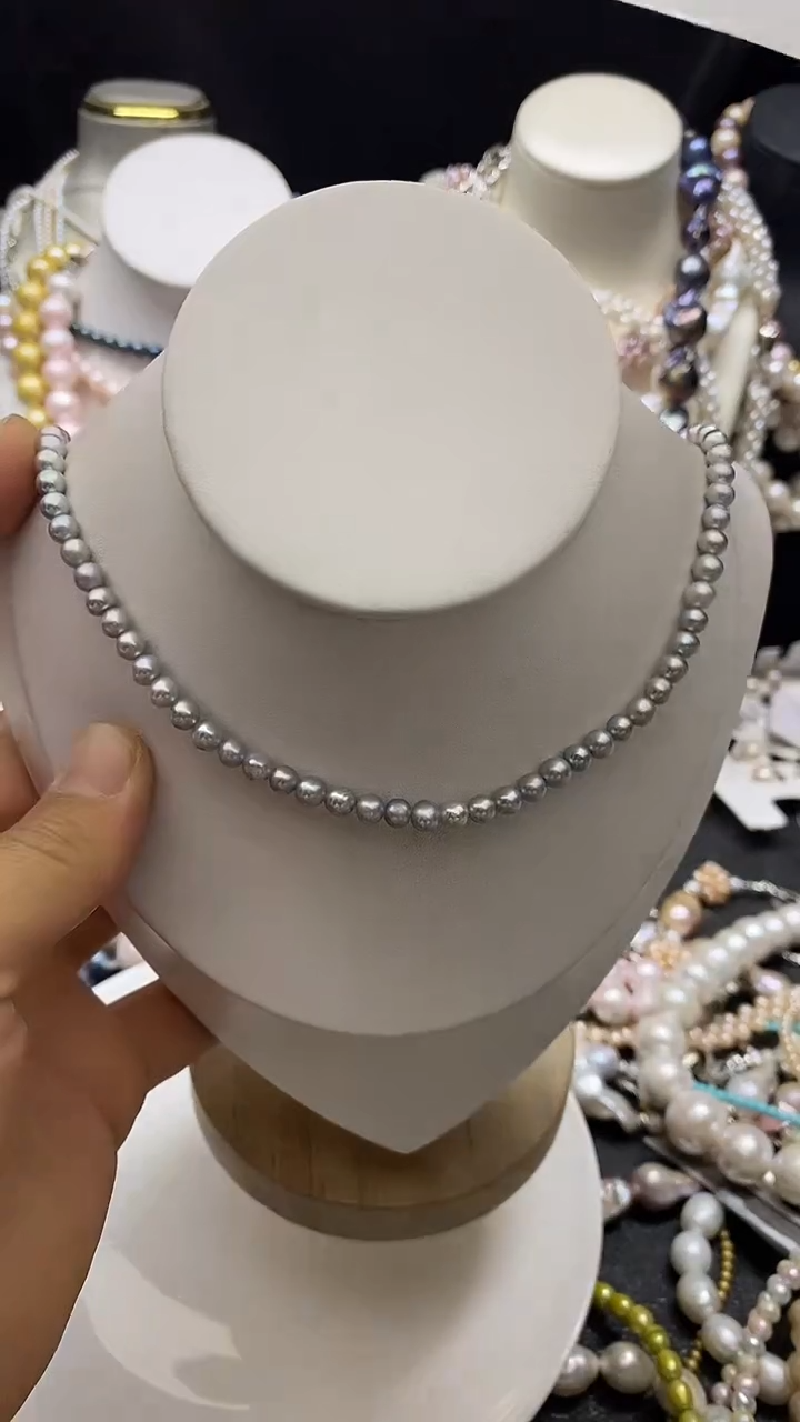 颈饰未镶嵌淡水珍珠多人
