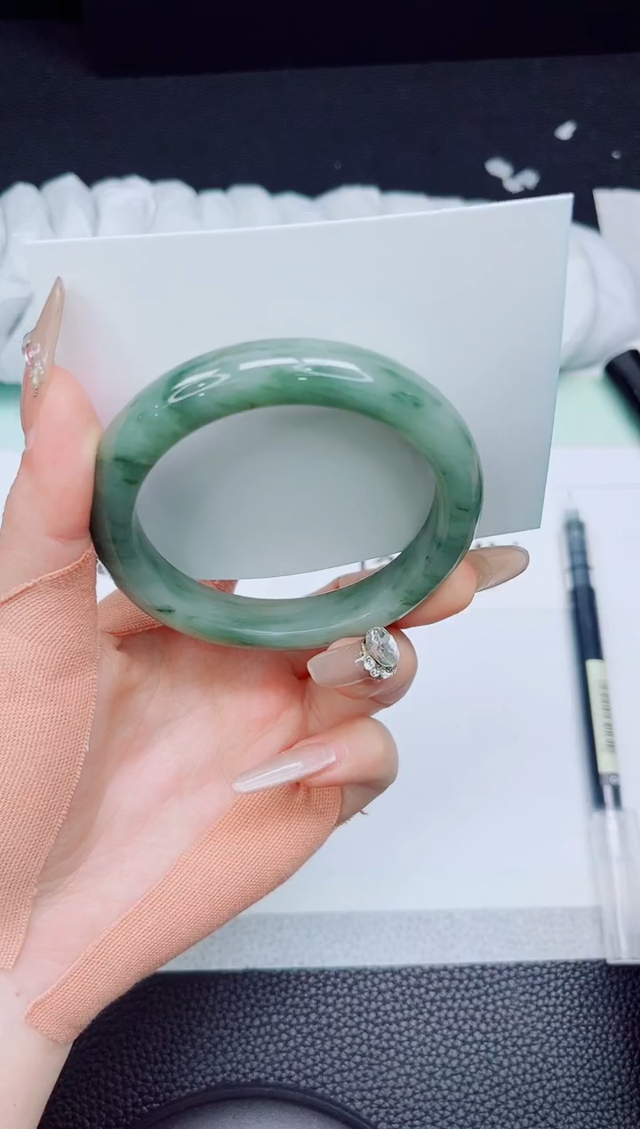 石英质玉未镶嵌手镯190-56.5