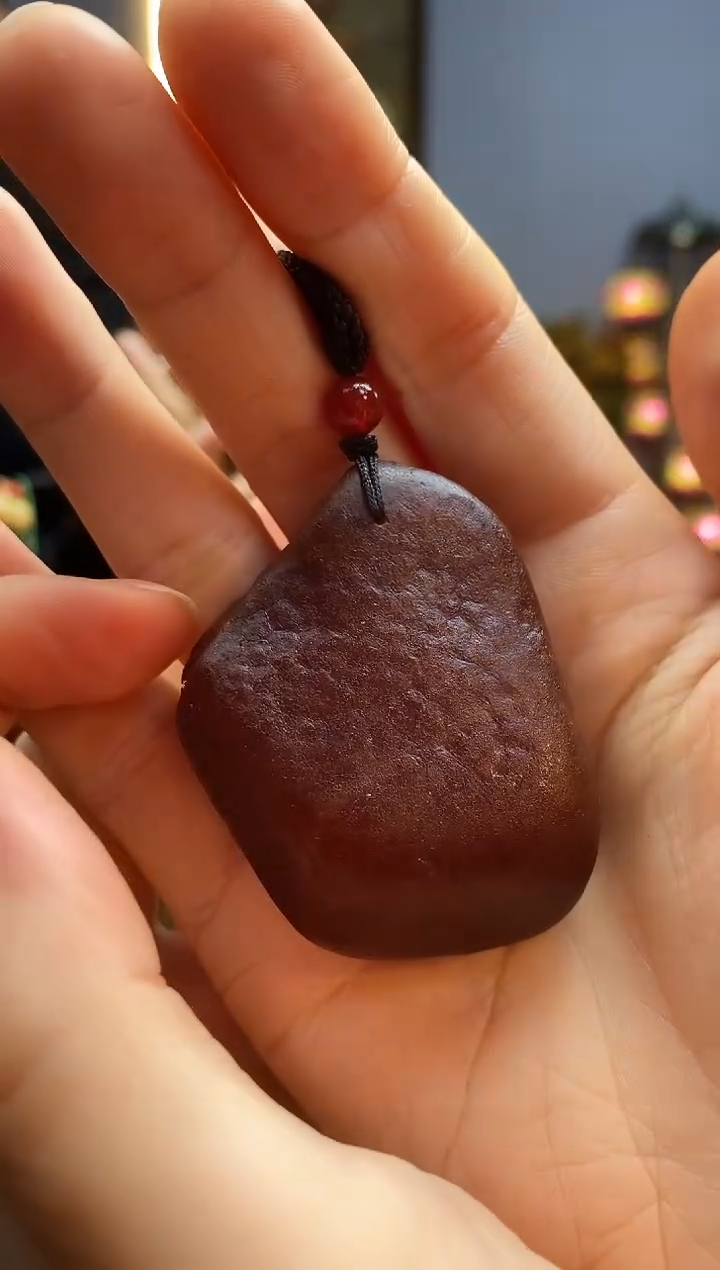 琥珀颈饰未镶嵌挂件