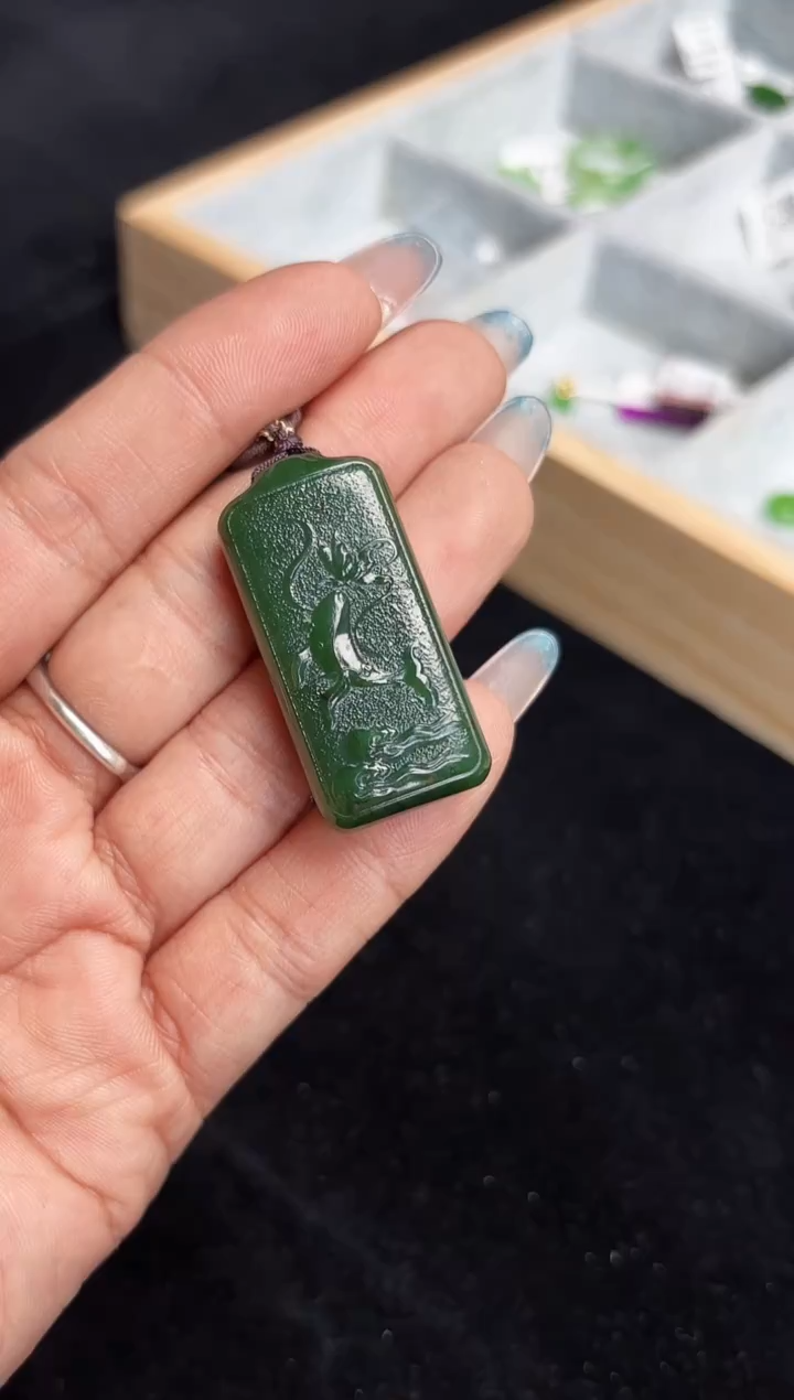 吊坠(不含链)未镶嵌和田玉碧玉年年有鱼 无事牌 多样性发一