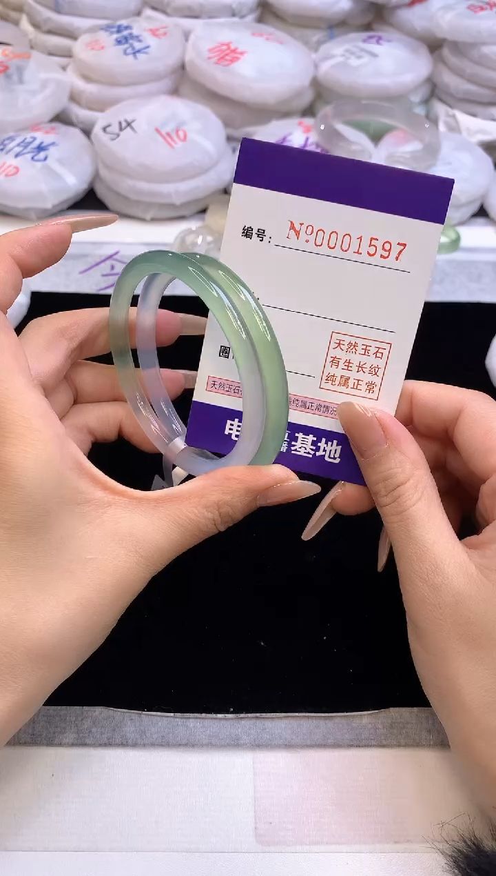【闪购商品】玛瑙/玉髓手镯未镶嵌1597圈口56-57