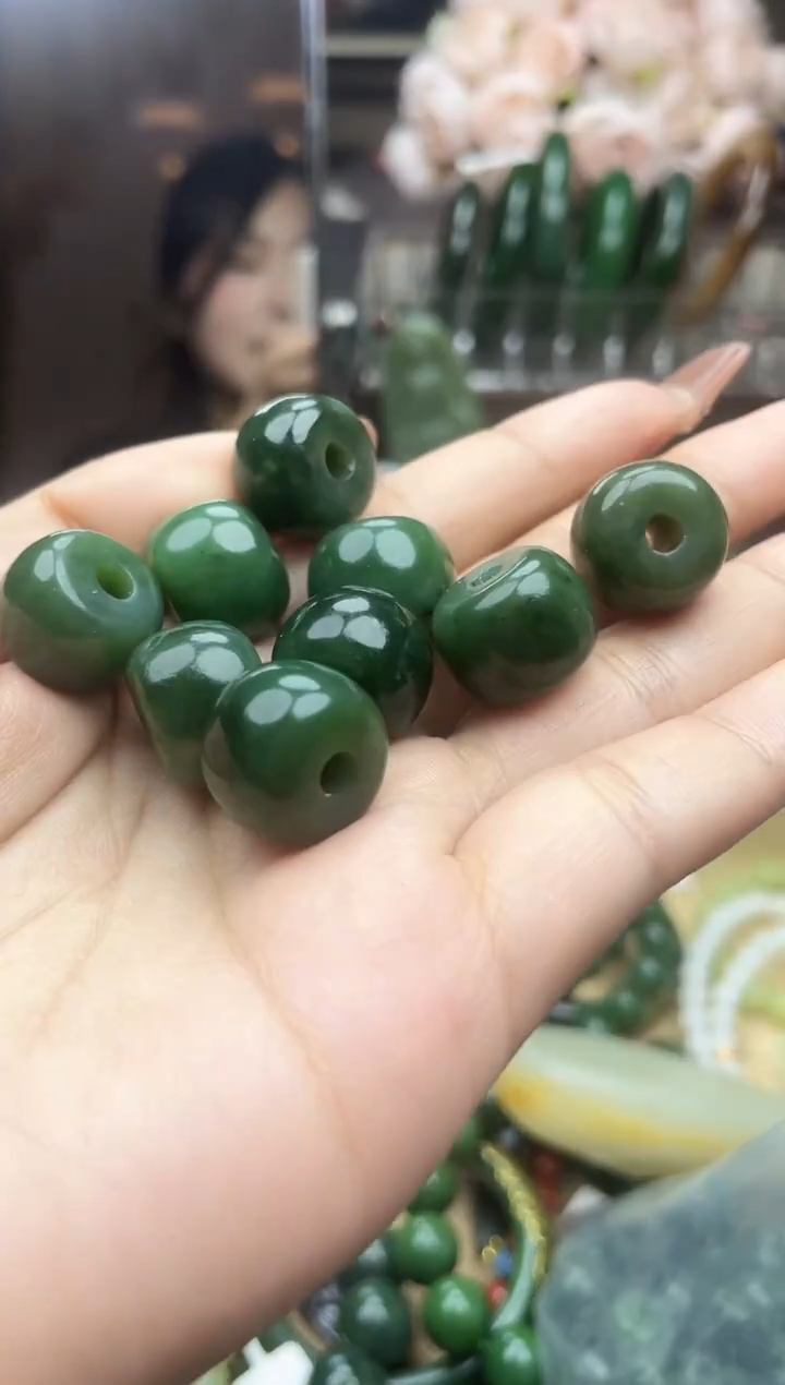 颈饰未镶嵌和田玉未镶嵌和田玉吊坠多样性拍一发一