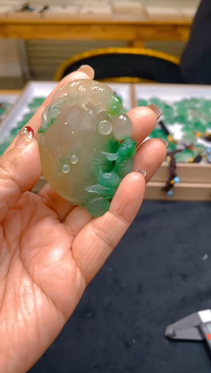 【闪购商品】石英质玉颈饰未镶嵌美人冰非洲翠037