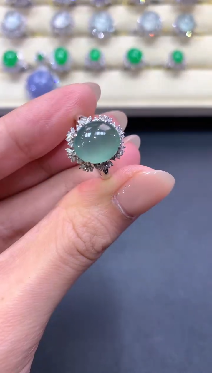 【闪购商品】翡翠戒指18K金镶嵌a176