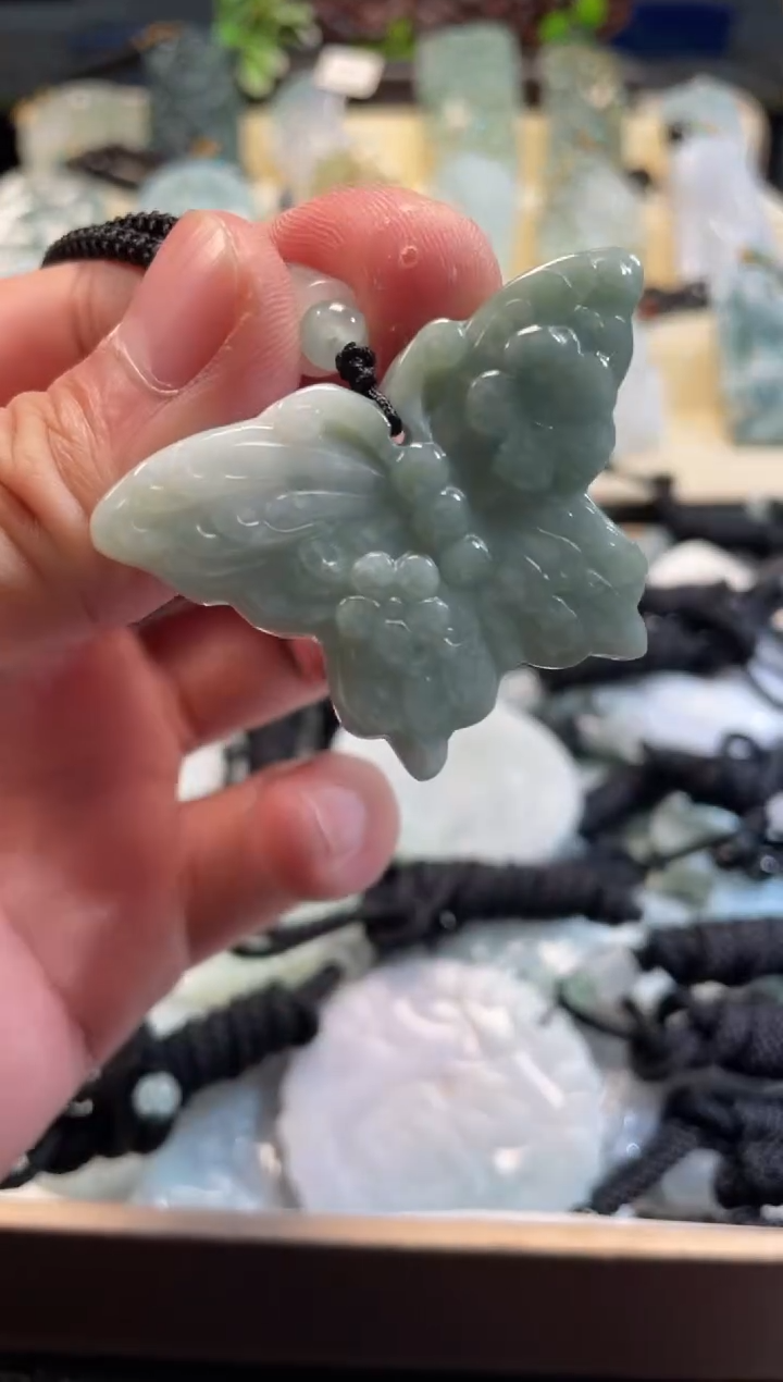 颈饰未镶嵌翡翠12/07/009