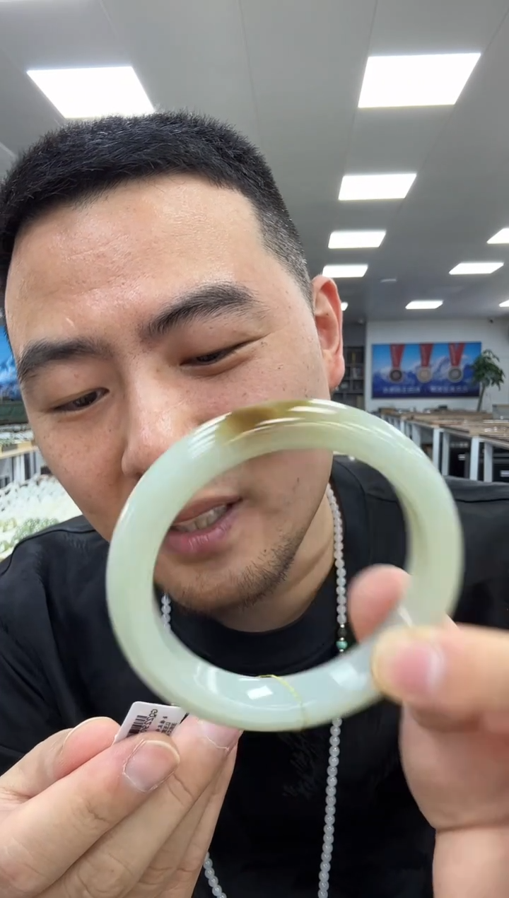 未镶嵌手镯和田玉60  908