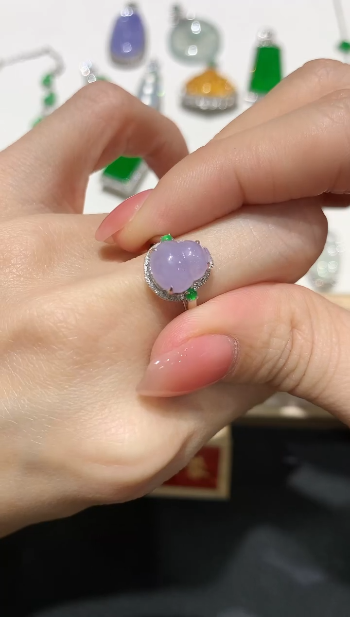 【闪购商品】翡翠吊坠(不含链)18K金镶嵌团购4