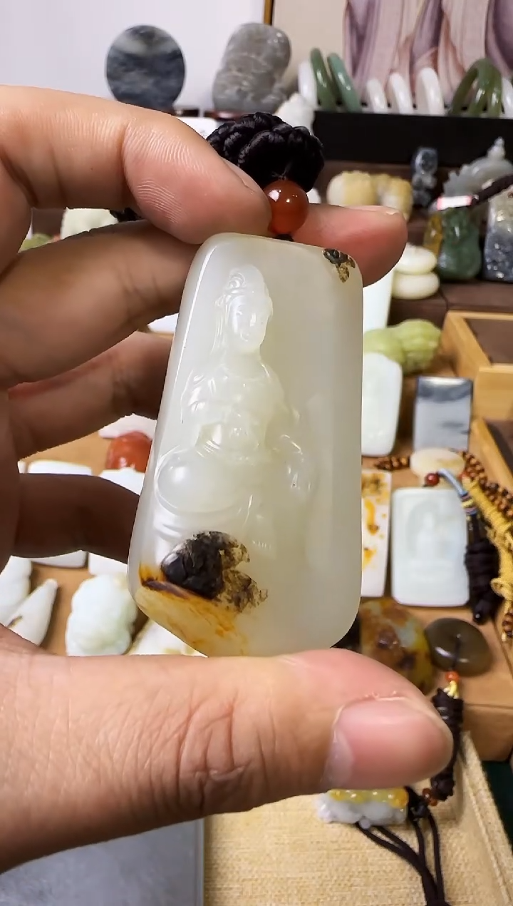 【闪购商品】和田玉颈饰未镶嵌观音