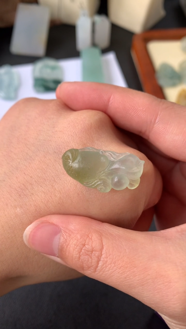 【闪购商品】定制翡翠未镶嵌翡翠