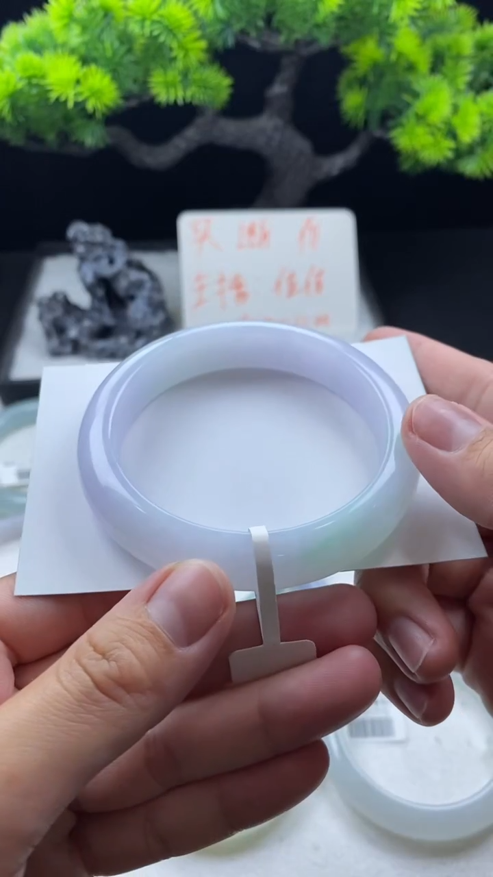 【闪购商品】翡翠手镯未镶嵌56圈~不退不换