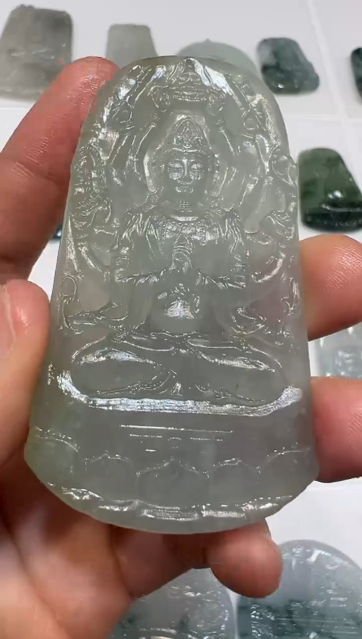 【闪购商品】定制翡翠未镶嵌千手