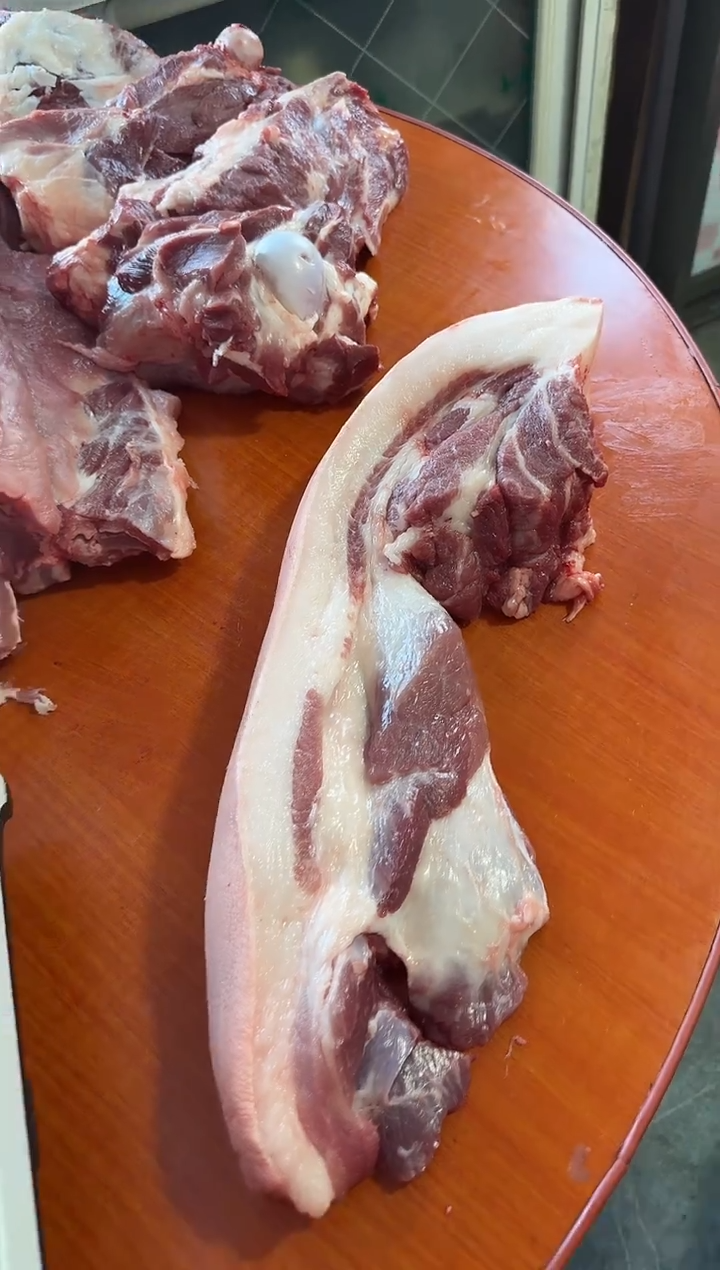 中国大陆180食用农产品我****棒猪前漕肉2.38我大宝儿子最棒