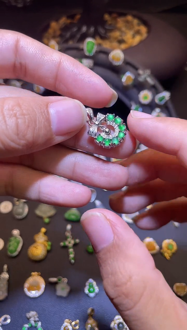 吊坠(不含链)银S925镶嵌翡翠1