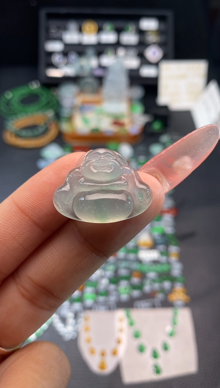 【闪购商品】翡翠挂件未镶嵌佛公