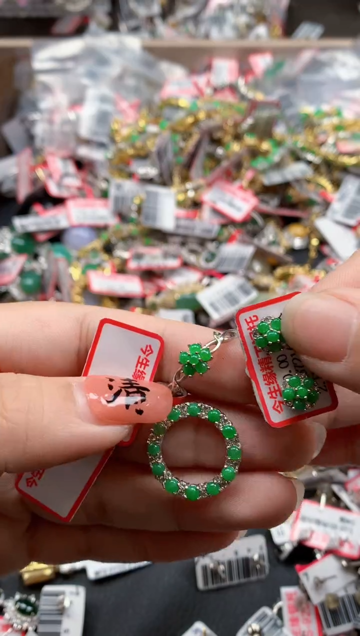 银S925镶嵌戒指翡翠天然A货缅甸翡翠