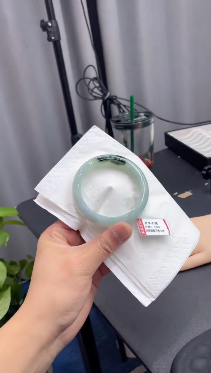 未镶嵌手镯翡翠5290****