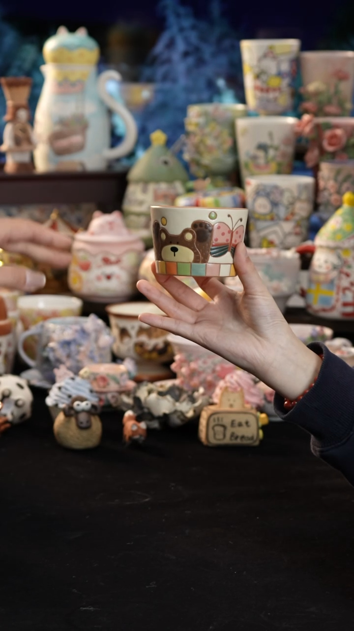 摆件陶哦*咦景德镇釉下彩手绘设计师款陶瓷