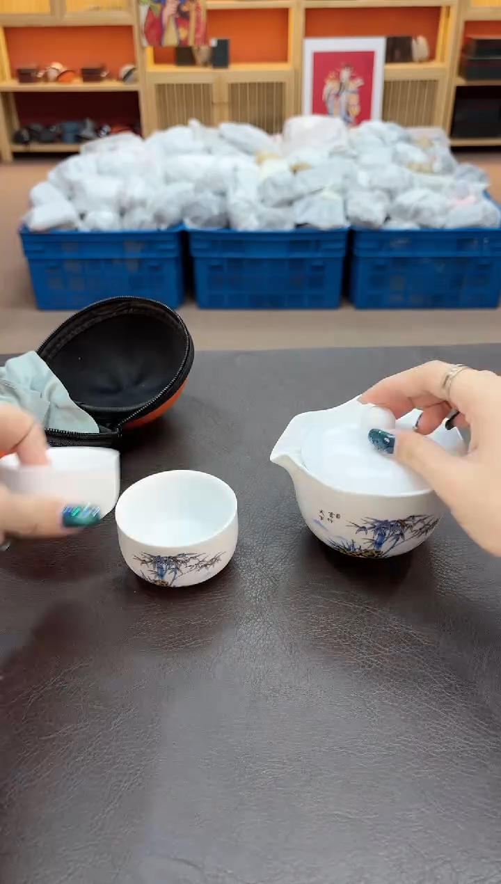 【闪购商品】摆件瓷SC1111111111111