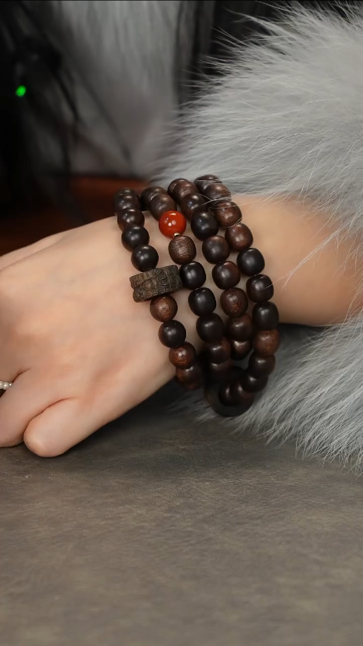 【闪购商品】沉香手串芽庄白奇金丝黑油树心1.0跑环三圈+单圈