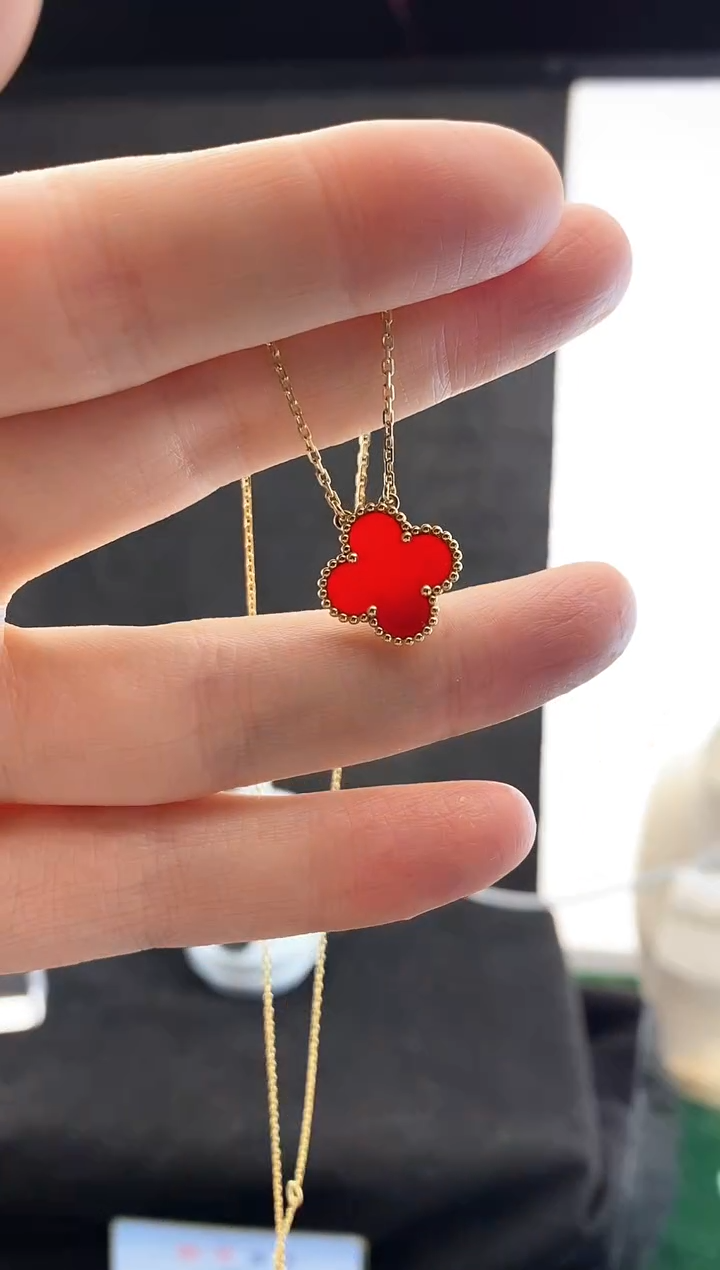 【闪购商品】玛瑙/玉髓项链18K金镶嵌.