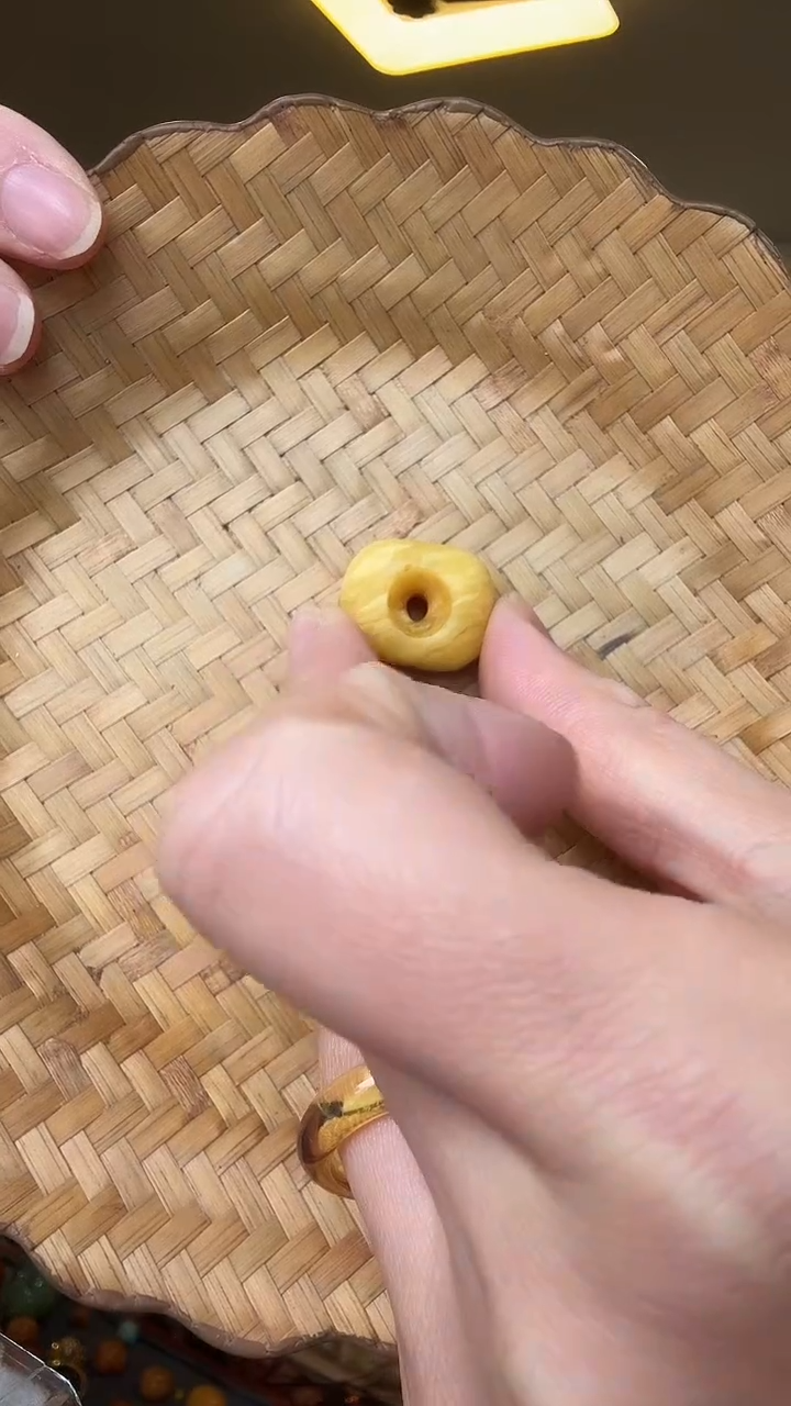 【闪购商品】蜜蜡吊坠(不含链)未镶嵌June专拍蜜蜡吊坠