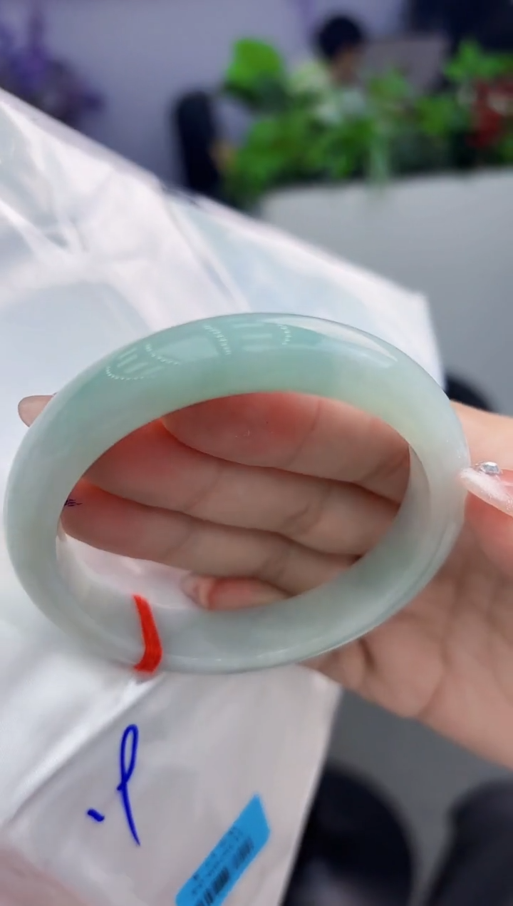 【闪购商品】翡翠手镯未镶嵌翡翠手镯