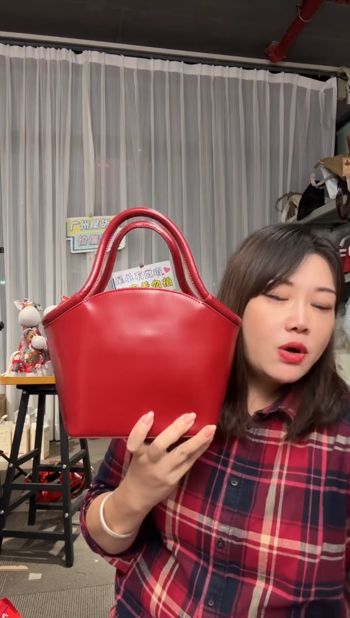 牛皮（革）806孤品微瑕，介意勿拍！