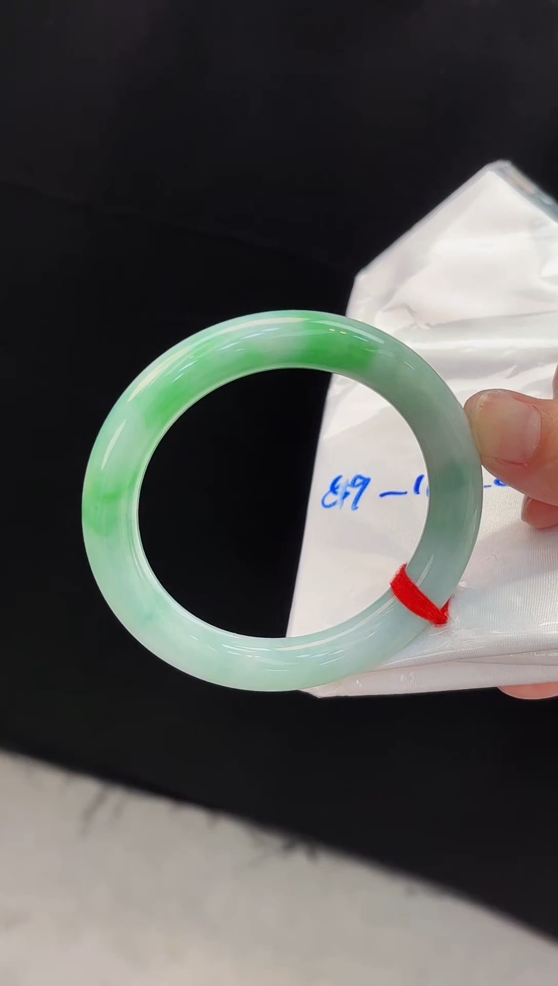 翡翠手镯未镶嵌58-60翡翠手镯77