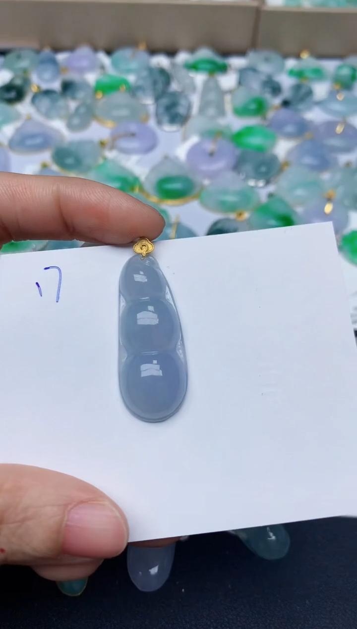 【闪购商品】翡翠颈饰18K金镶嵌天然翡翠A货   