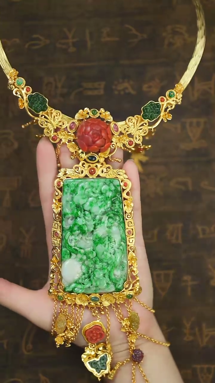 【闪购商品】翡翠挂件银S925镶嵌翡翠大花牌