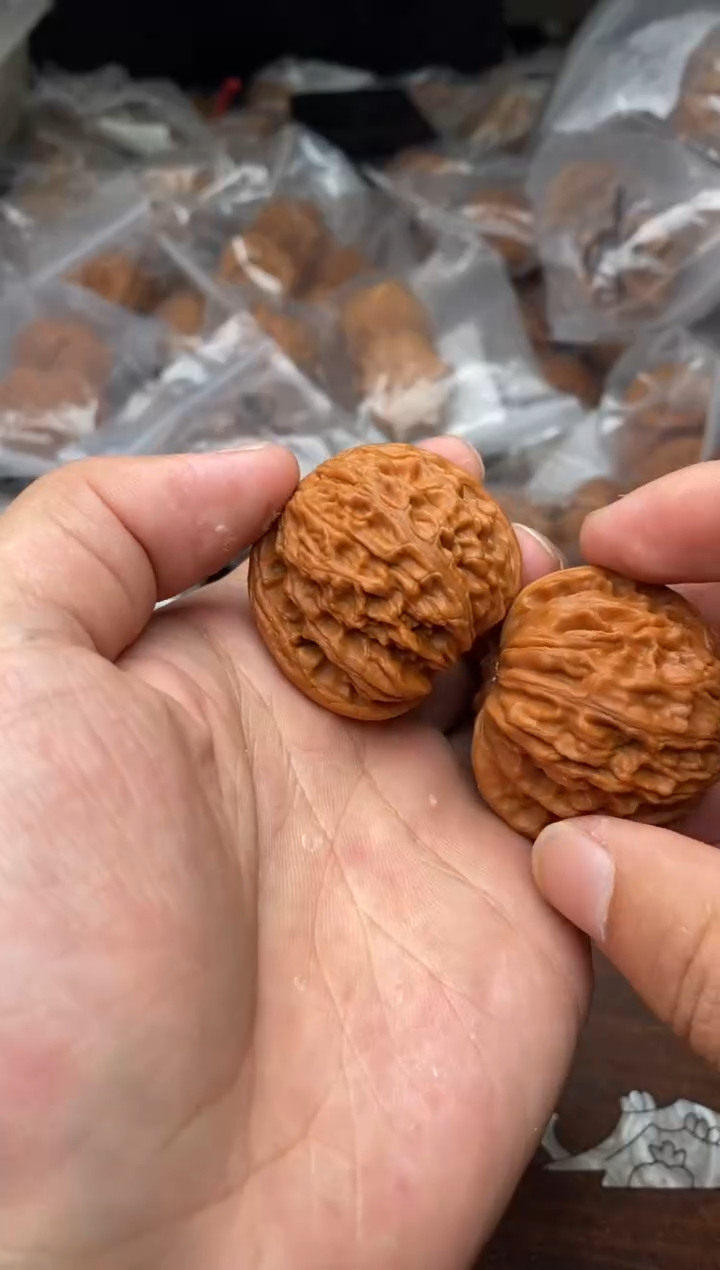 【闪购商品】文玩核桃把件A52号40尺磨盘