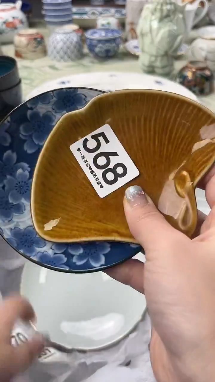 小**姐568                           