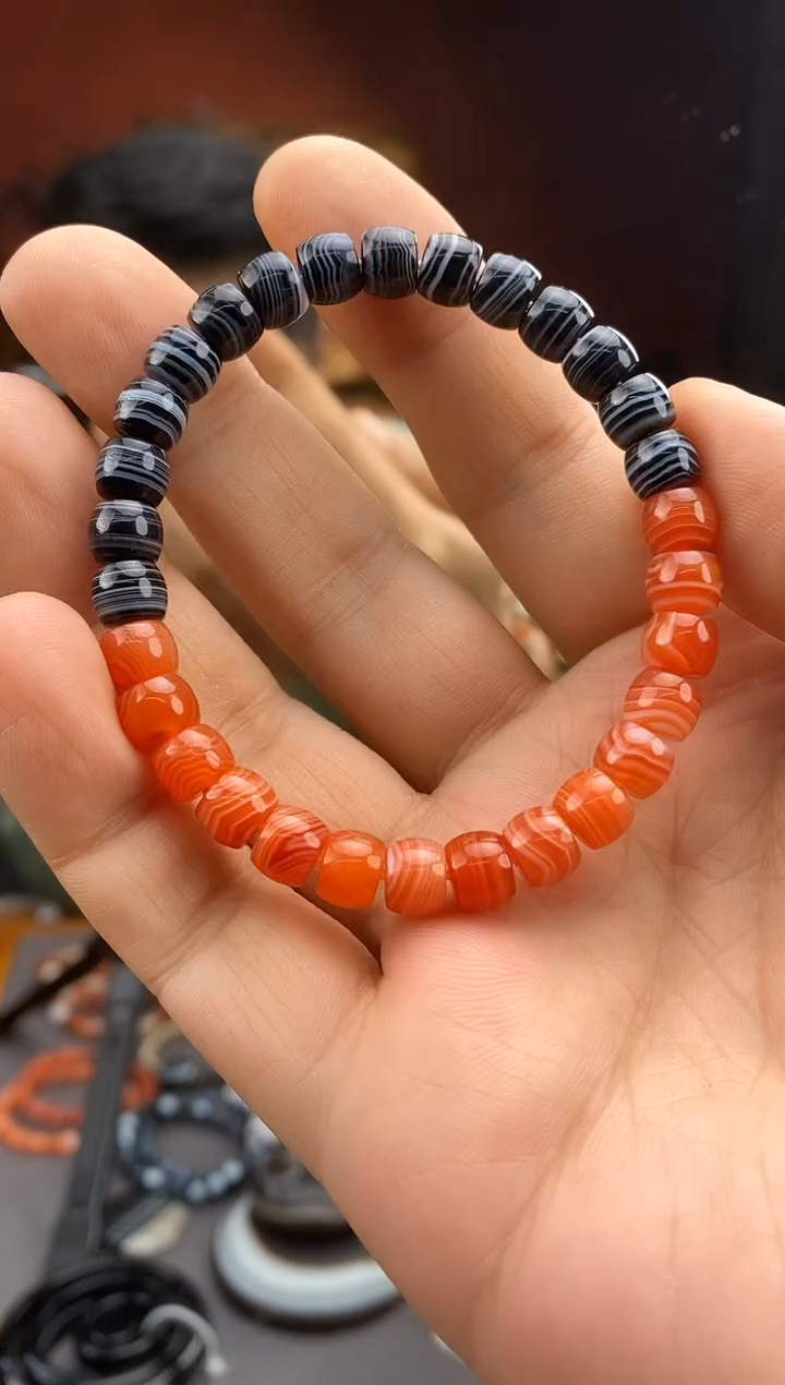 玛瑙/玉髓颈饰未镶嵌-1105 -09 颜色状态多样性发